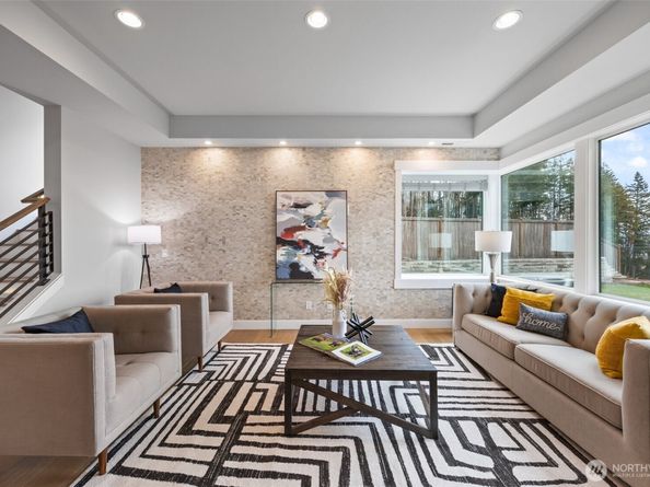 2599 NW Si View Lane, Issaquah WA 98027