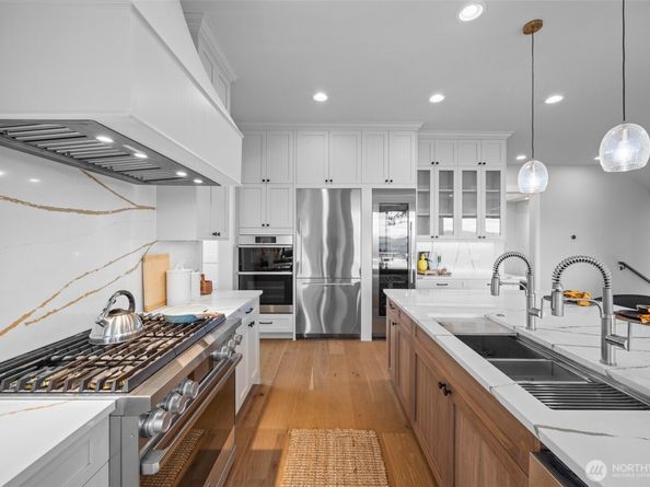 2599 NW Si View Lane, Issaquah WA 98027