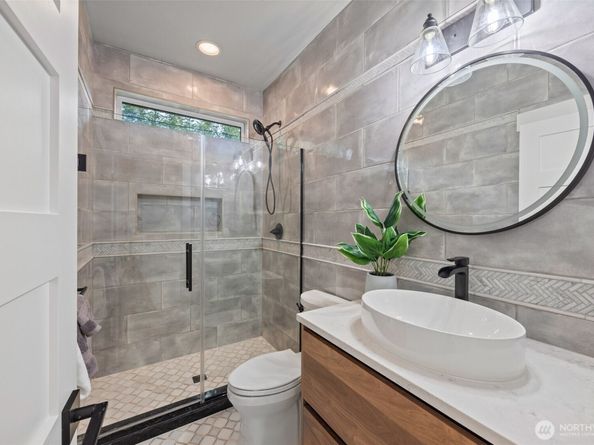 2599 NW Si View Lane, Issaquah WA 98027
