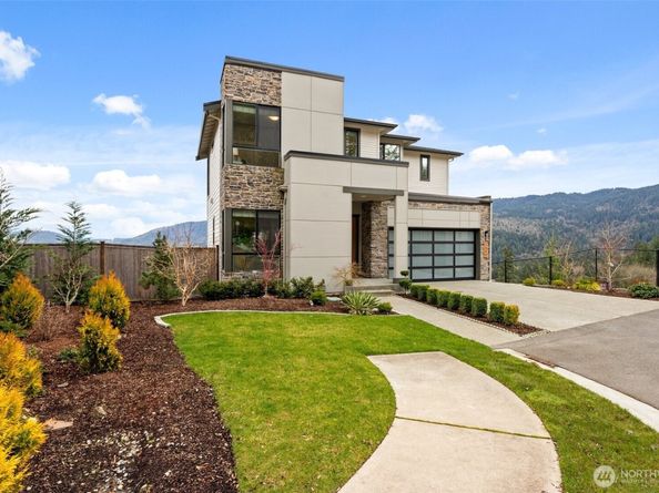2599 NW Si View Lane, Issaquah WA 98027