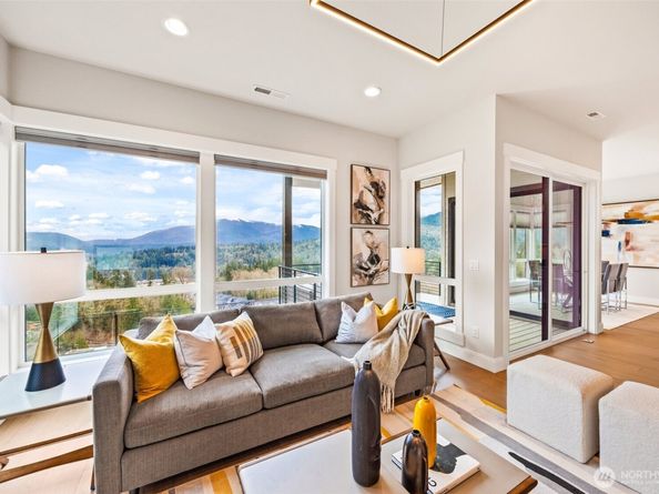 2599 NW Si View Lane, Issaquah WA 98027