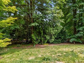 17002 SE 43rd Street, Bellevue WA 98006