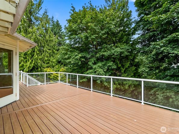 17002 SE 43rd Street, Bellevue WA 98006
