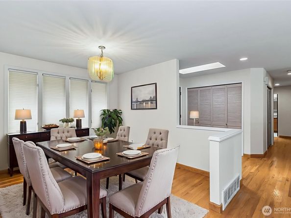 17002 SE 43rd Street, Bellevue WA 98006