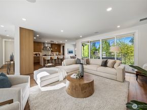 10204 NE 43rd Street, Kirkland WA 98033
