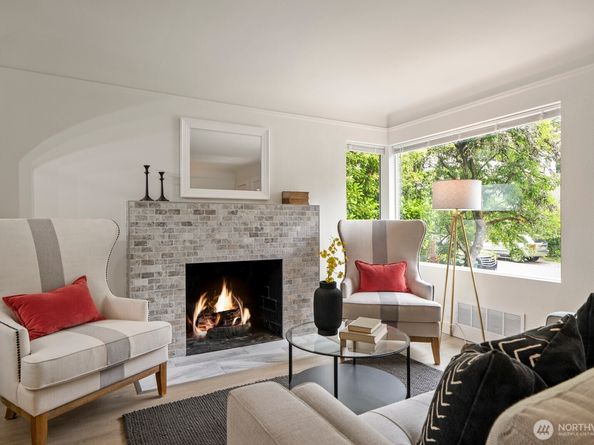 3539 NE 88th Street A, Seattle WA 98115