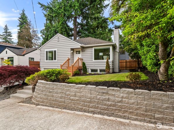 3539 NE 88th Street A, Seattle WA 98115