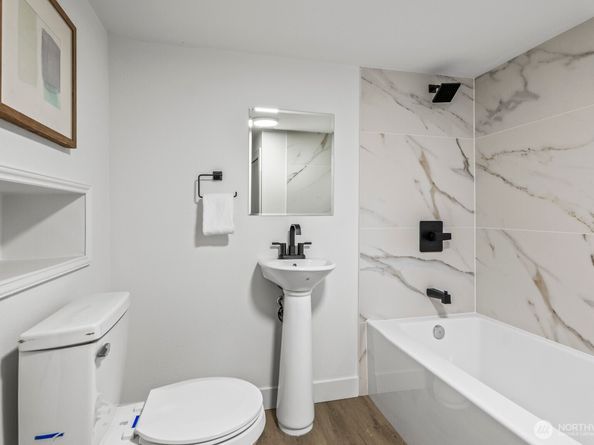 3539 NE 88th Street A, Seattle WA 98115