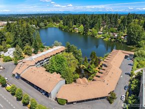 19428 Aurora Avenue N 427, Shoreline WA 98133