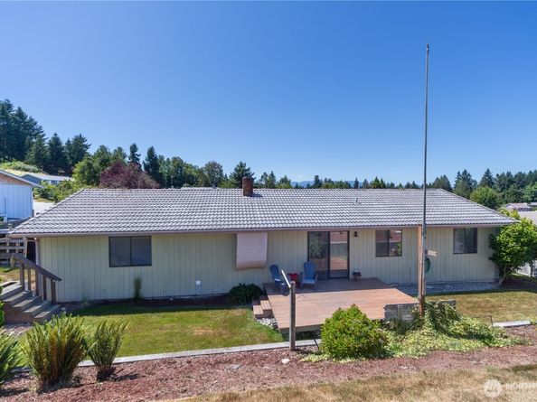18552 15th Loop NE, Poulsbo WA 98370