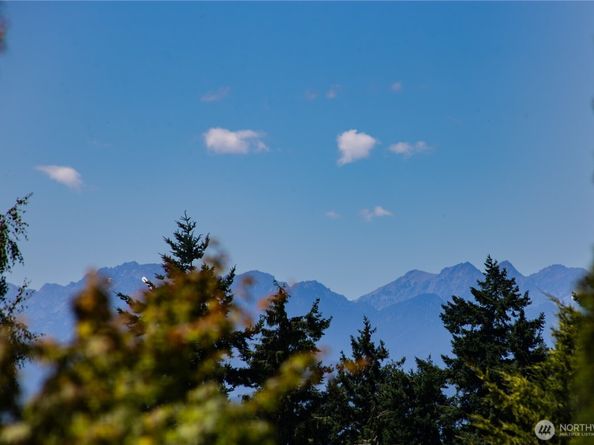 18552 15th Loop NE, Poulsbo WA 98370