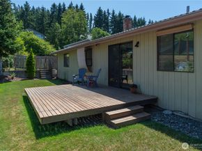 18552 15th Loop NE, Poulsbo WA 98370