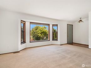 18552 15th Loop NE, Poulsbo WA 98370