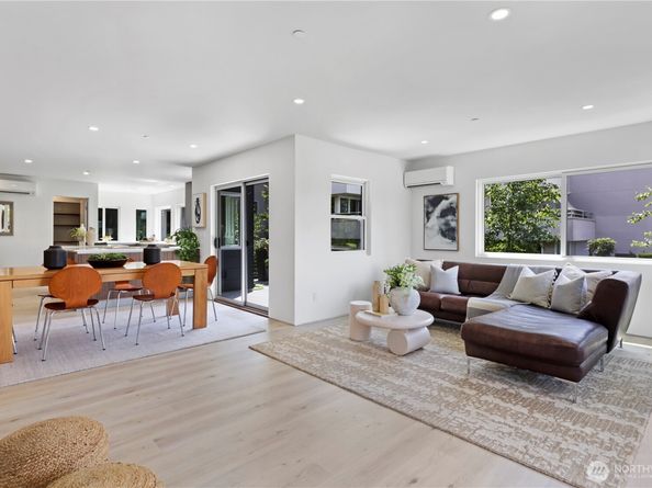 6304 Lakeview Drive, Kirkland WA 98033