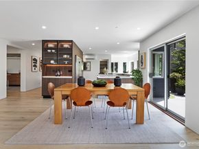 6304 Lakeview Drive, Kirkland WA 98033