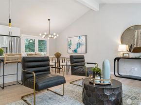 12804 NE 139th Court, Kirkland WA 98034