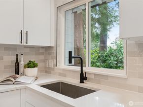 12804 NE 139th Court, Kirkland WA 98034