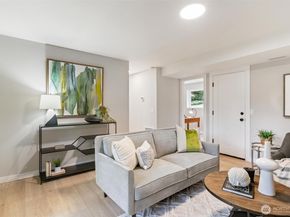 12804 NE 139th Court, Kirkland WA 98034