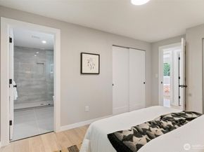 12804 NE 139th Court, Kirkland WA 98034