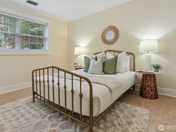 10718 12th Avenue NW, Seattle WA 98177