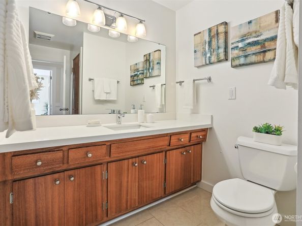 10718 12th Avenue NW, Seattle WA 98177