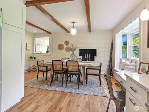 10718 12th Avenue NW, Seattle WA 98177