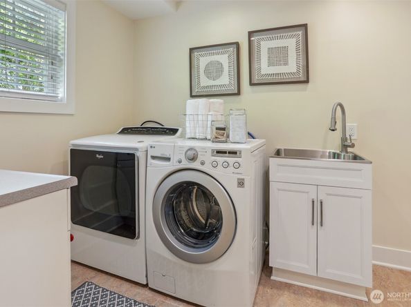 10718 12th Avenue NW, Seattle WA 98177