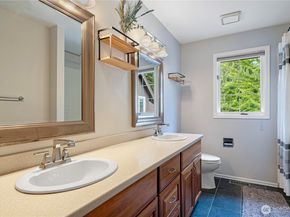 12914 182nd Avenue NE, Redmond WA 98052