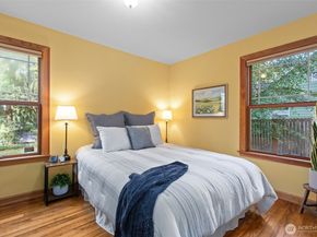 13527 23rd Avenue NE, Seattle WA 98125
