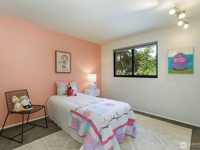11520 3rd Avenue NW, Seattle WA 98177