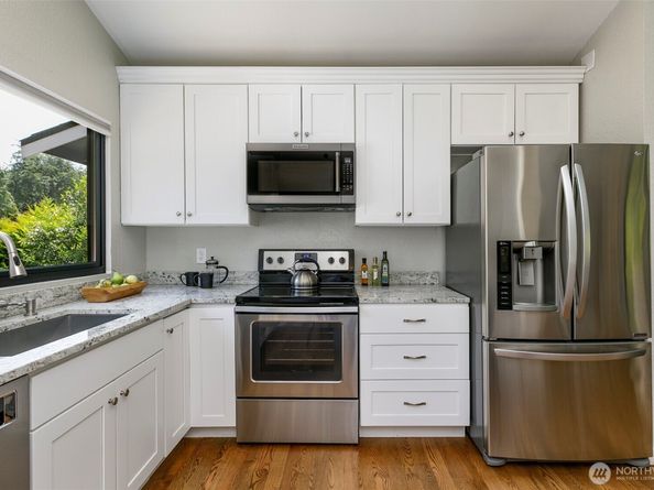 11520 3rd Avenue NW, Seattle WA 98177
