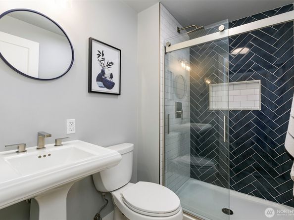 11520 3rd Avenue NW, Seattle WA 98177