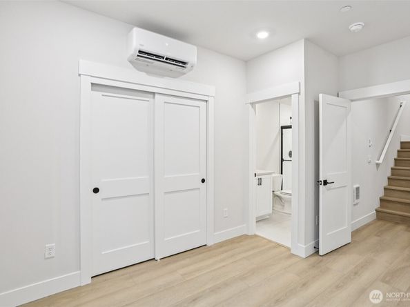 328 182ND Place SE, Bothell WA 98012