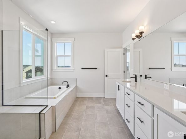 328 182ND Place SE, Bothell WA 98012