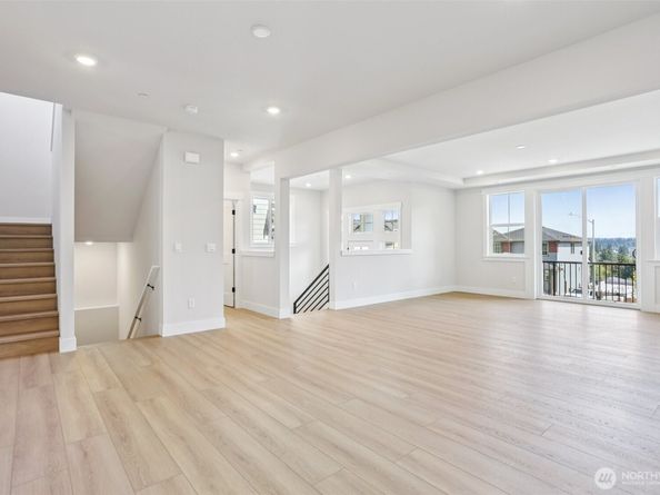 328 182ND Place SE, Bothell WA 98012