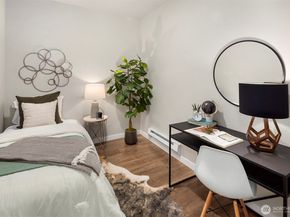 1085 103rd Avenue NE 312, Bellevue WA 98004