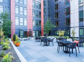 1085 103rd Avenue NE 312, Bellevue WA 98004