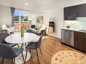 1085 103rd Avenue NE 312, Bellevue WA 98004