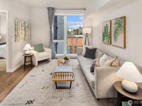 1085 103rd Avenue NE 312, Bellevue WA 98004