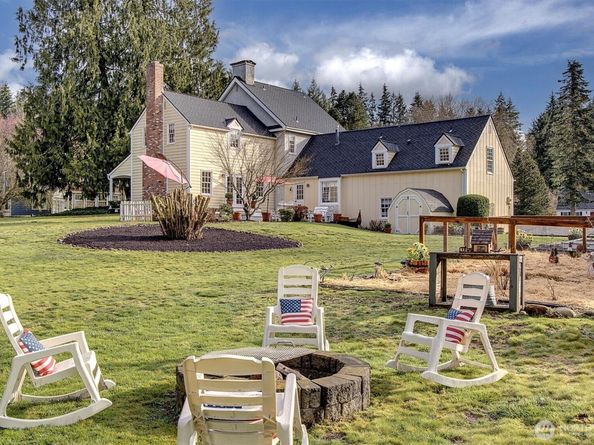 14707 Bear Creek Lane NE, Woodinville WA 98077