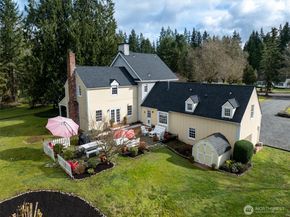 14707 Bear Creek Lane NE, Woodinville WA 98077