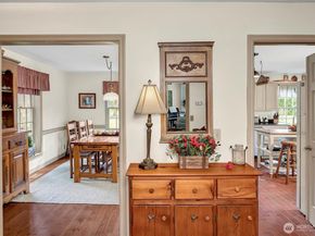 14707 Bear Creek Lane NE, Woodinville WA 98077