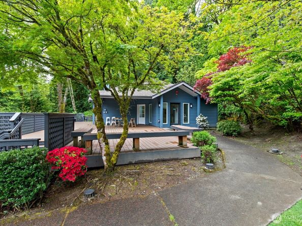 15809 Waynita Way NE G204, Bothell WA 98011