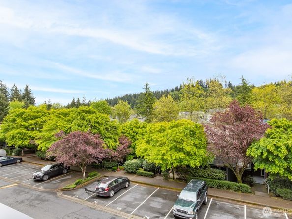 15809 Waynita Way NE G204, Bothell WA 98011