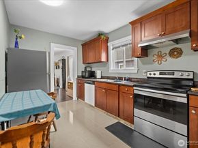 220 W Willis Street, Kent WA 98032
