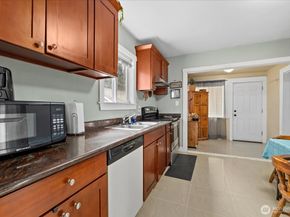 220 W Willis Street, Kent WA 98032