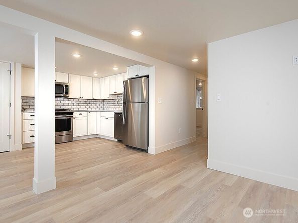 7737 21st Avenue NW A & B, Seattle WA 98117