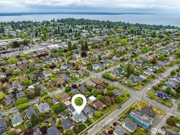 7737 21st Avenue NW A & B, Seattle WA 98117
