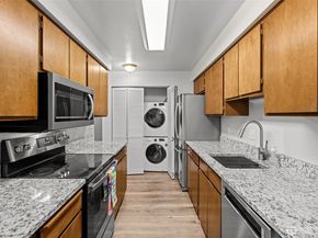 8516 196th Street SW 311, Edmonds WA 98026