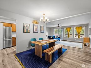 8516 196th Street SW 311, Edmonds WA 98026